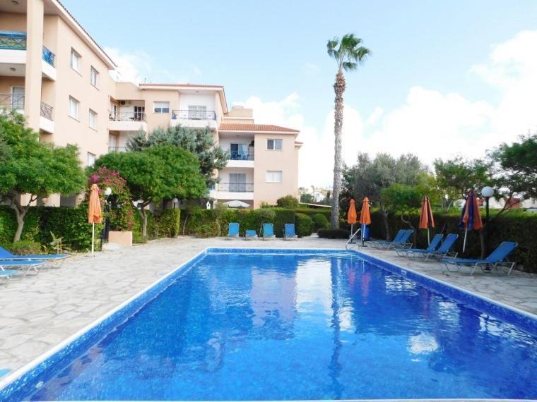 Emma'S Place, 2 Bedroom Apartment With Pool View 파포스 외부 사진